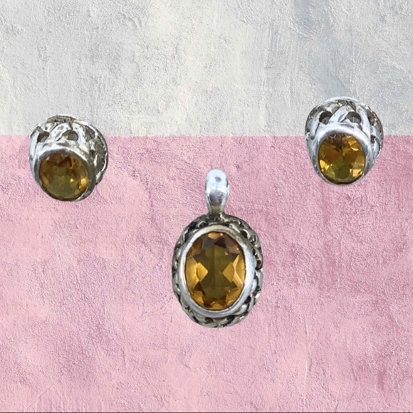 SILVER CITRINE PENDANT & EARRINGS SET - Picture 2 of 9